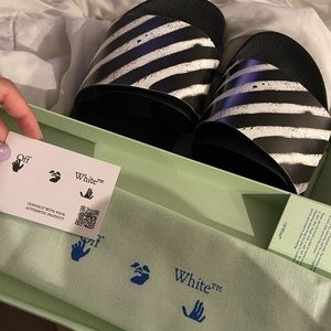 OFF-WHITE MEN SLIDES